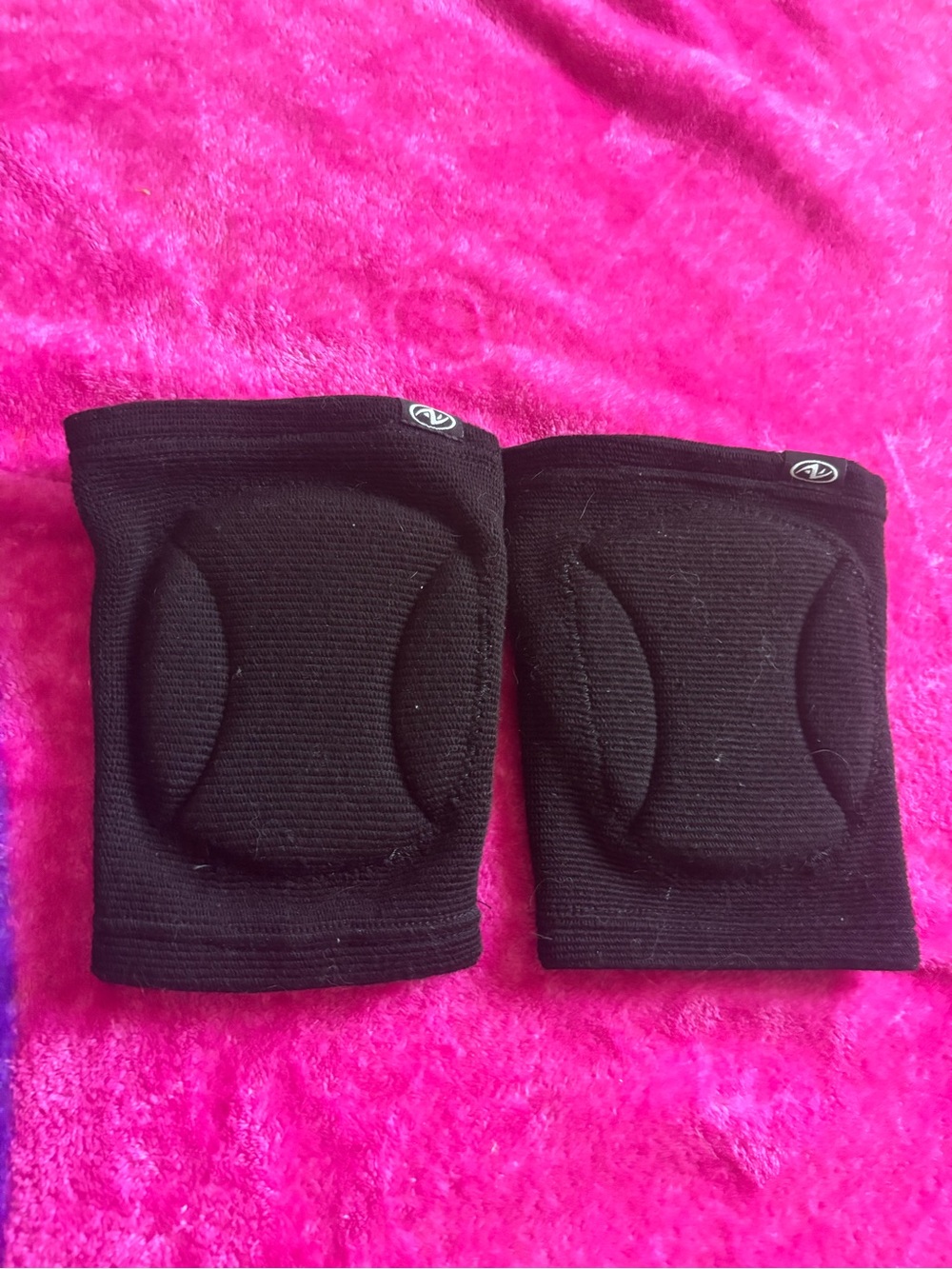 Black Knee/Elbow Pads with Small Logo